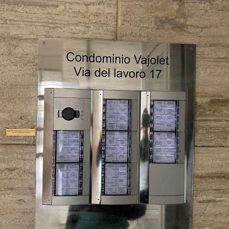 Splendido Appartamento In Zona Fiera A بولونيا المظهر الخارجي الصورة